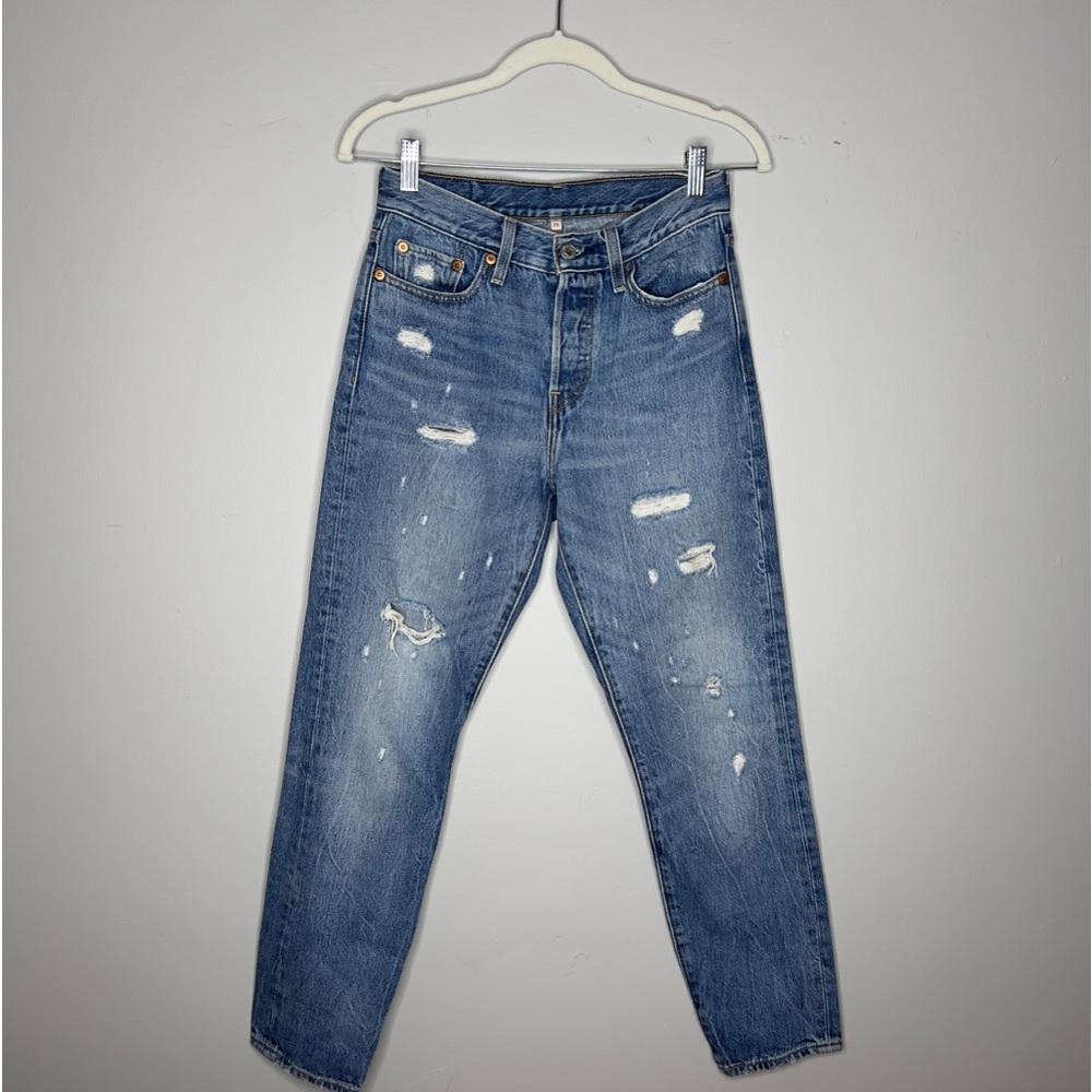 Distressed Size 25 Levi High-rise Straight leg Denim Jeans